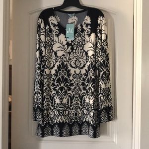 NWT Black and White Long Sleeve Nostalgia Dress